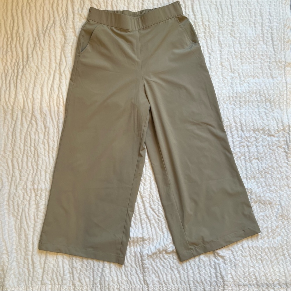 Koydan- Lightweight Wide Leg Khaki pants- Small - Picture 7 of 7